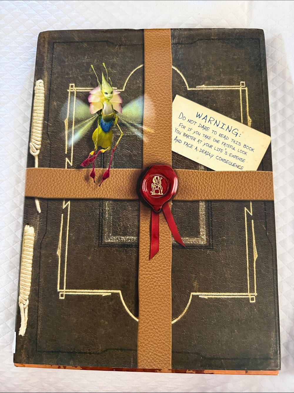 Arthur Spiderwicks Field Guide to the Fantastical World Around You